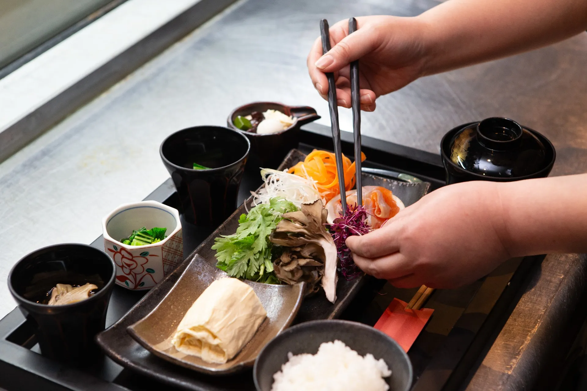 和風創作料理店のキッチンスタッフ